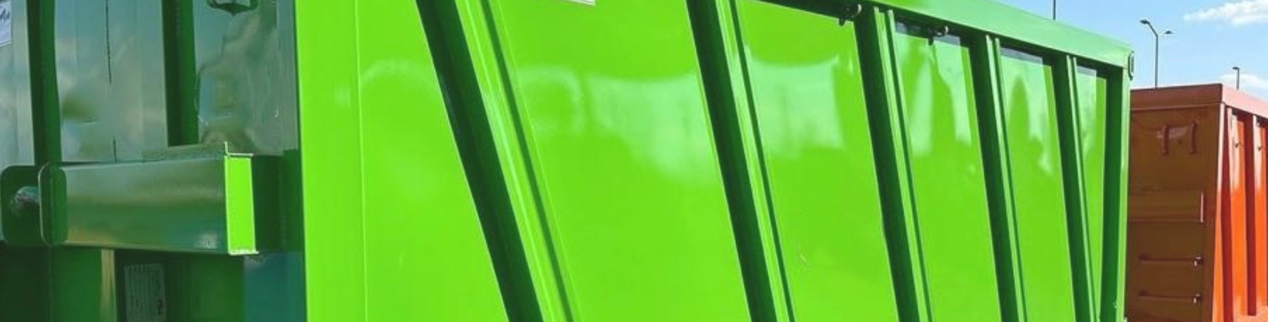Press container a noleggio: caratteristiche, vantaggi e servizi per le aziende in Sicilia